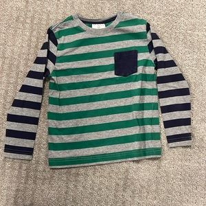 Hanna Andersson Boys 6-7 long sleeved shirt